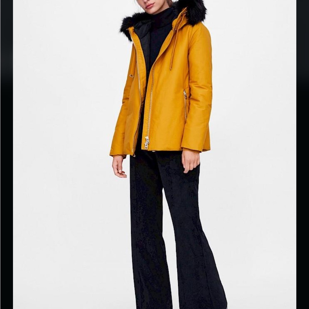 Zara Women's Water Repellent Mustard Puffer Jacket with Black Fur Collar. - Picture 2 of 6